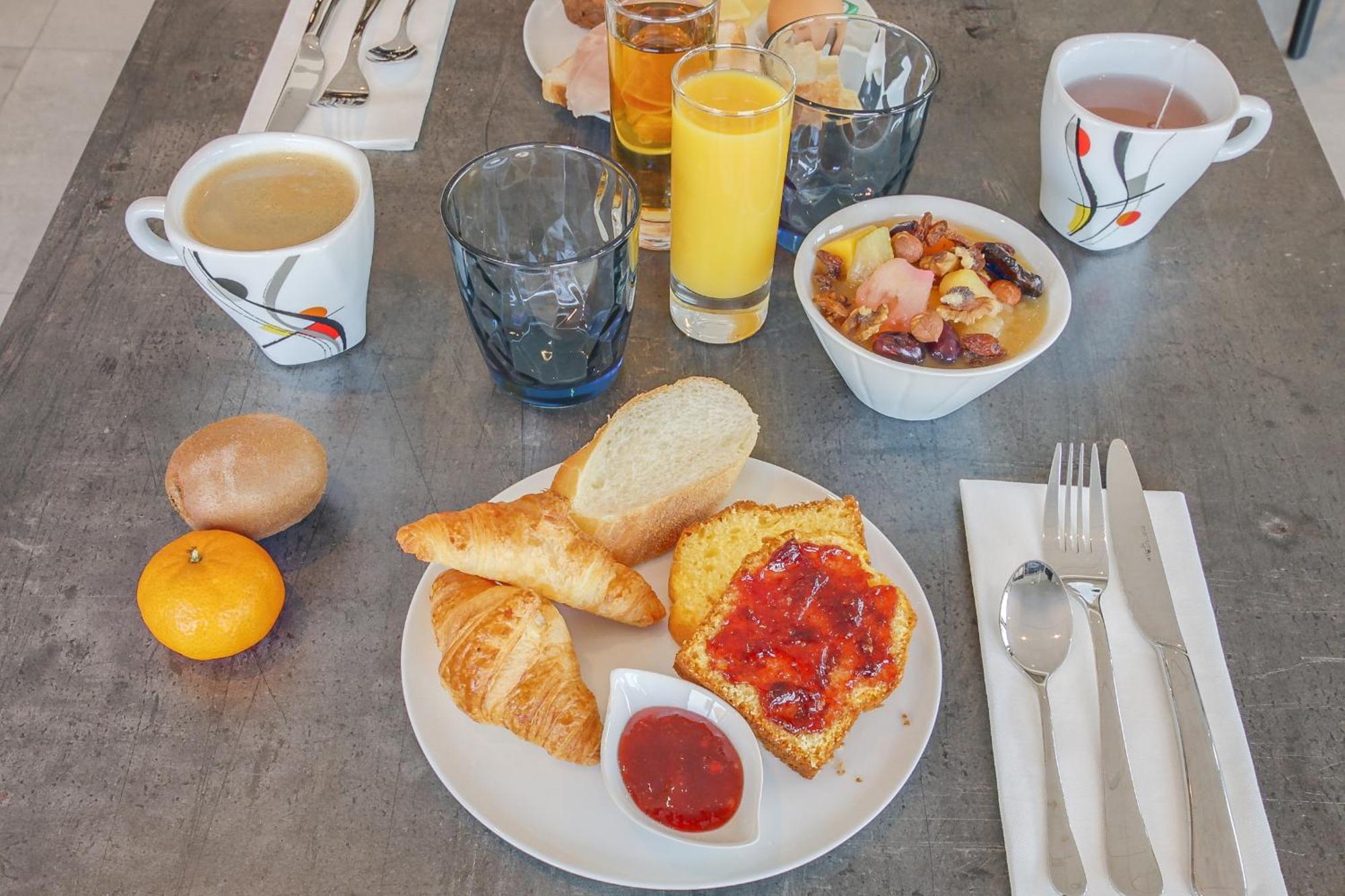Brit Hotel Reims La Neuvillette 외부 사진