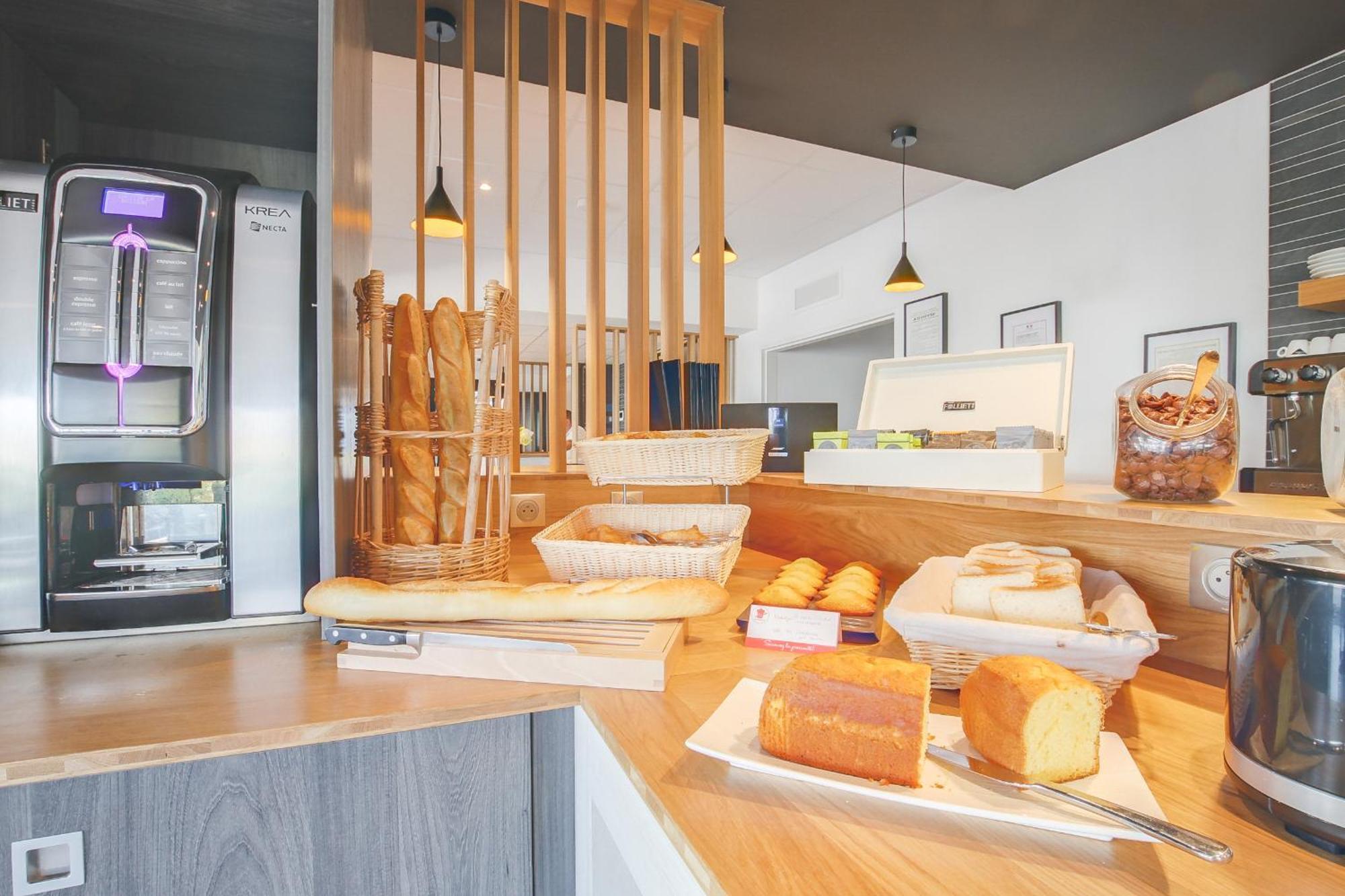 Brit Hotel Reims La Neuvillette 외부 사진
